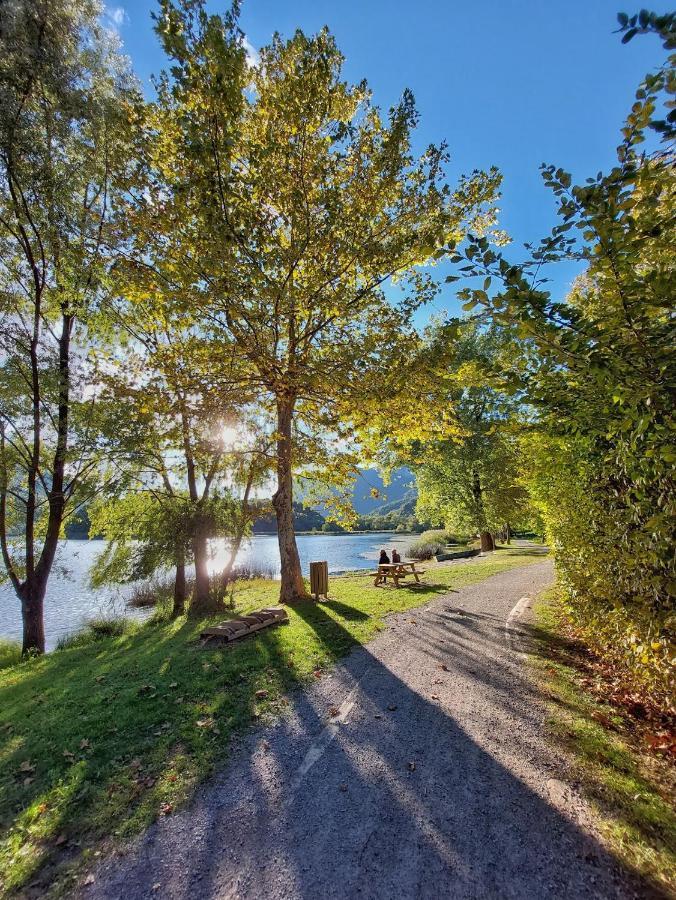 Villaggio Turistico Il Lago Dorato Carlazzo Exterior foto